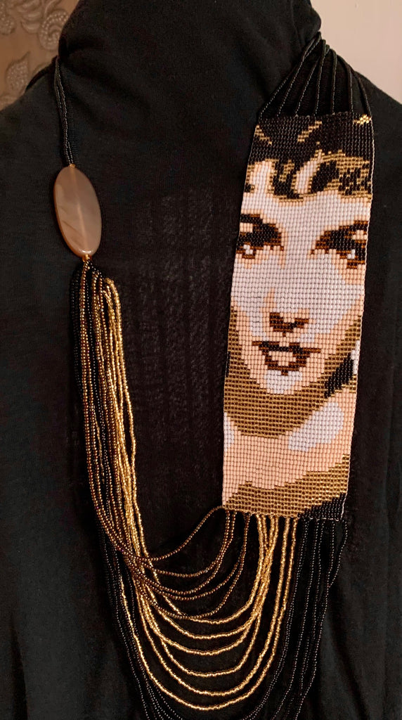 Elizabeth Taylor beaded necklace and bracelet