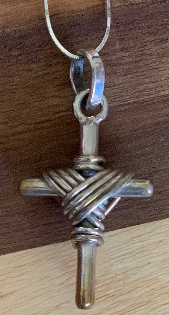 Sterling silver cross with 18" sterling chain