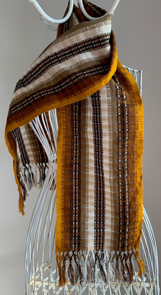 Light hand-woven cotton scarf
