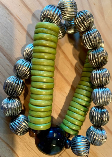 Multi-style bead bracelet